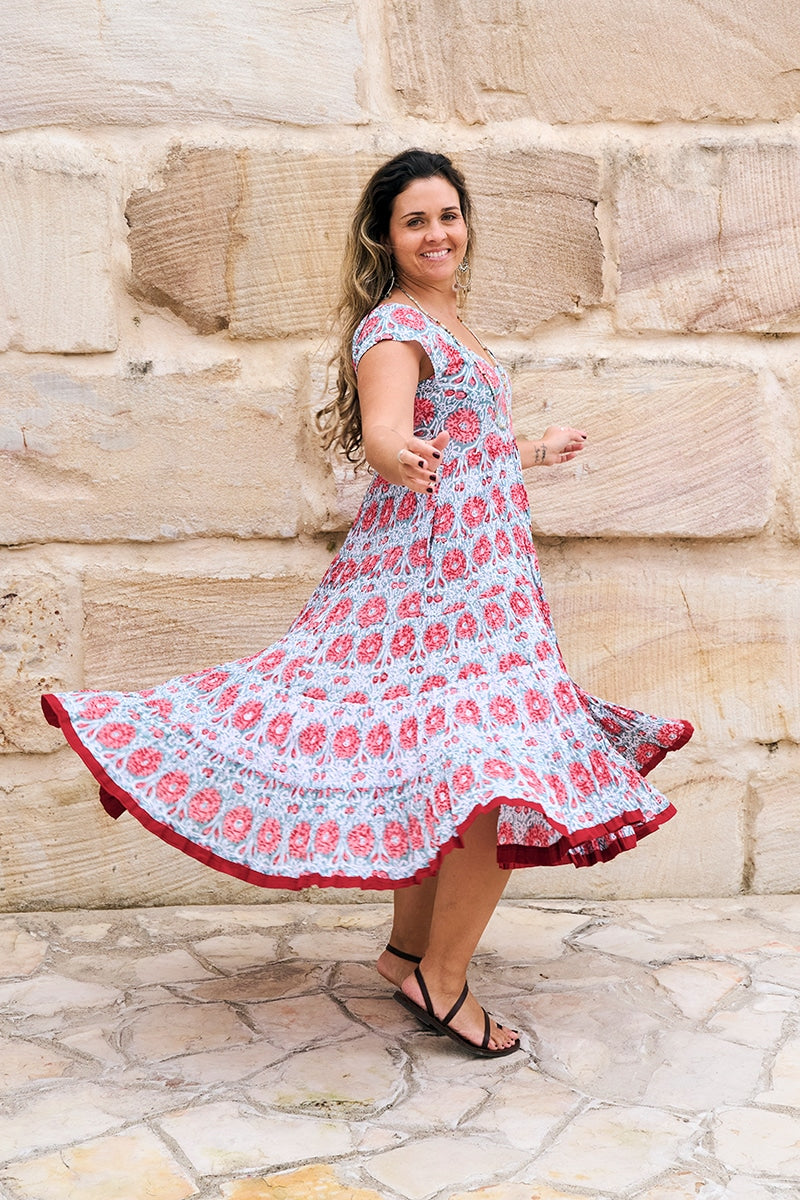 Womens Jalabi dress, 100% cotton, hand block print. In Floria