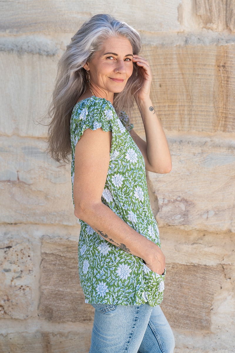 Womens, Sundra blouse, cap sleeves, 100% cotton, hand block print. In vibrant Evergreen