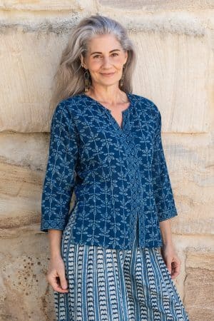 Womens, Mandalay blouse, 7/8 sleeve & Apanna Pants, 100% cotton, hand block print. In natural Indigo Rasa & Indigo Jiva print.