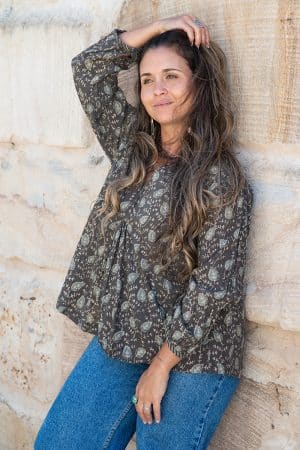 Womens, Kora blouse, full sleeve, 100% cotton, hand block print. In natural Kassis Raga print.
