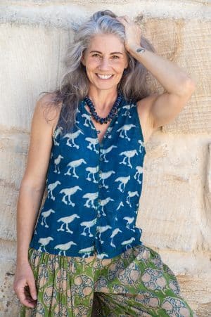 Womens, Tagai blouse, sleeveless, hand stitched seams, edges and hems, in natural Indigo Crow print