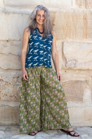 Womens, Tagai blouse, sleeveless, & Apanna Pants, 100% cotton, hand block print, in Indigo Crow & Edentree