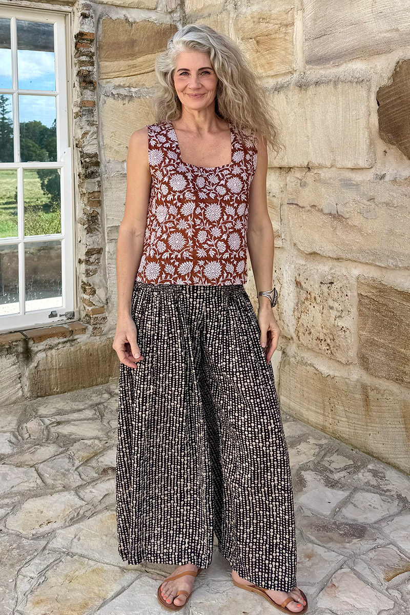 Womens, Lola blouse, sleevesless, & Apanna Pants, 100% cotton, hand block print. In Nutmeg & Stella