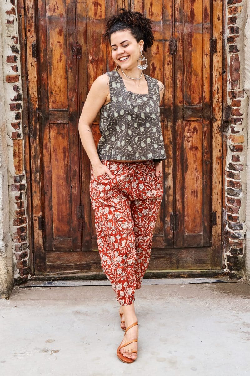 Womens, Sol Pant, Lola Top, 100% cotton, hand block print, hand stitched, in natural red Rubira, and natural dyed Kassis Raga