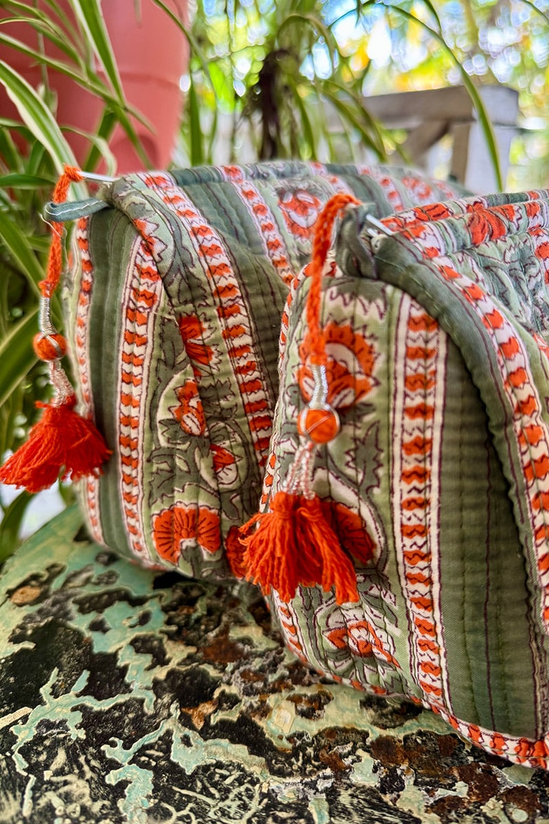 Home - Living - Wash Bag - Kumari