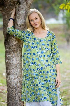 Womens, midi, Alakiki dress, sleeves, 100% Cotton, hand block print. In Summer Green - Verde.