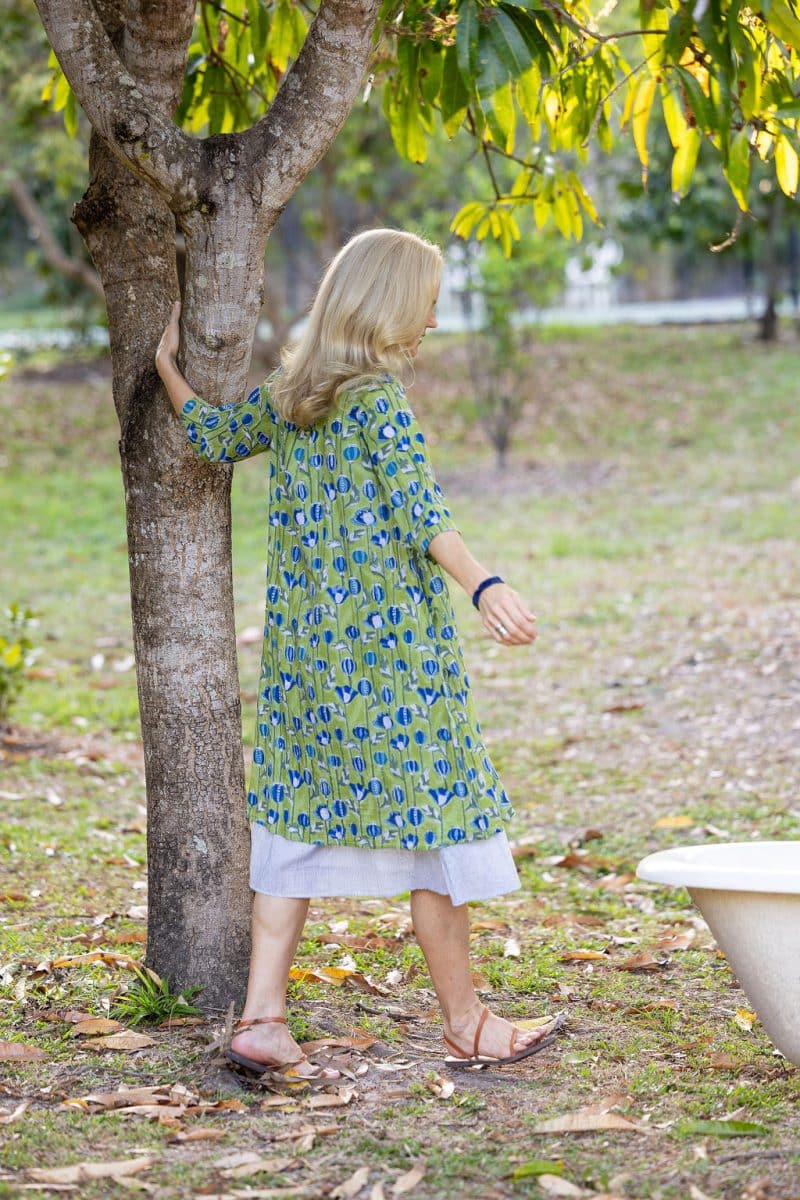 Womens, midi, Alakiki dress, sleeves, 100% Cotton, hand block print. In Summer Green - Verde.
