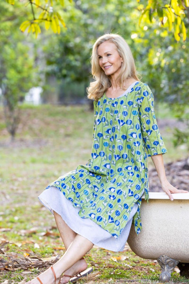 Womens, midi, Alakiki dress, sleeves, 100% Cotton, hand block print. In Summer Green - Verde.