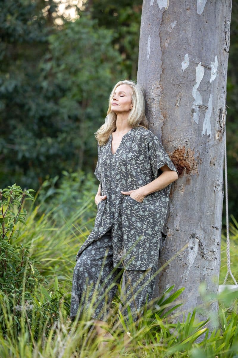 Womens, Element Collage, Pants & long blouse. 100% cotton, hand block print. In natural Kassis Raga print.