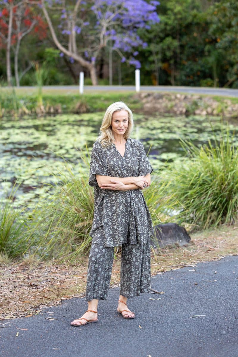 Womens, Element Collage, Pants & long blouse. 100% cotton, hand block print. In natural Kassis Raga print.