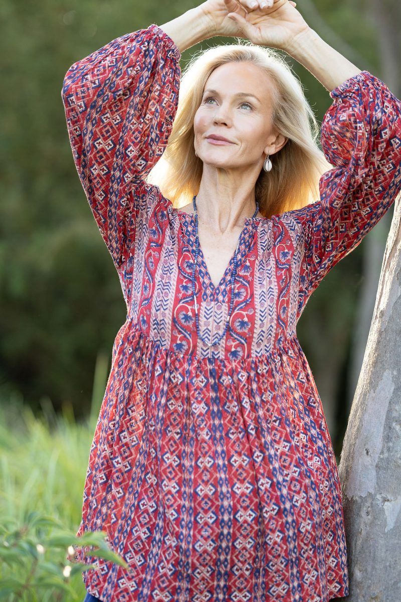 Womens, mini or blouse, with sleeves, 100% Cotton, hand block print. Aztec Red - Tavira