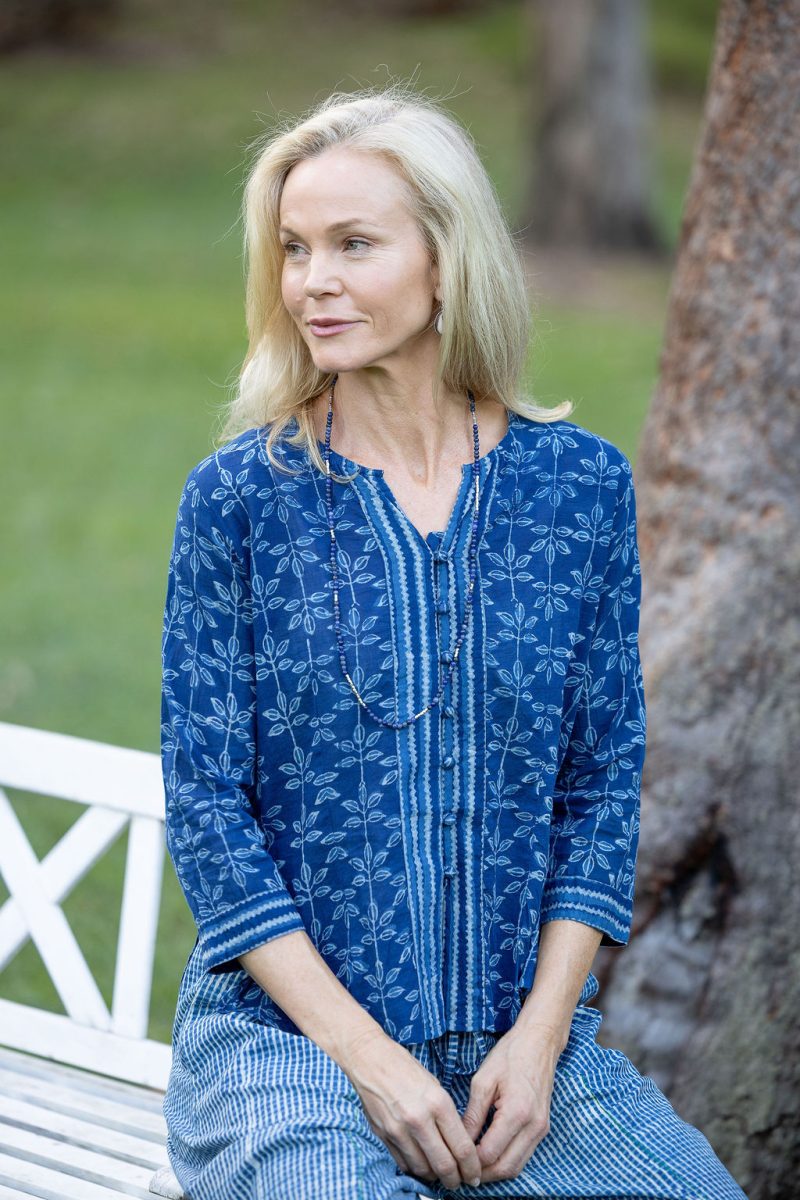 Womens, Mandalay blouse, 7/8 sleeve, 100% cotton, hand block print. In natural Indigo Rasa print.