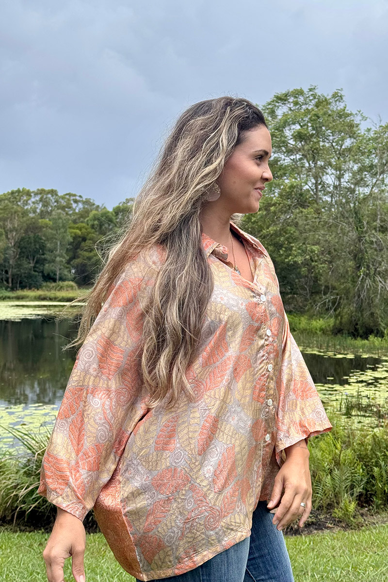 Womens, Vintage Sari Amira blouse, Silk, Apricot tones, Coral