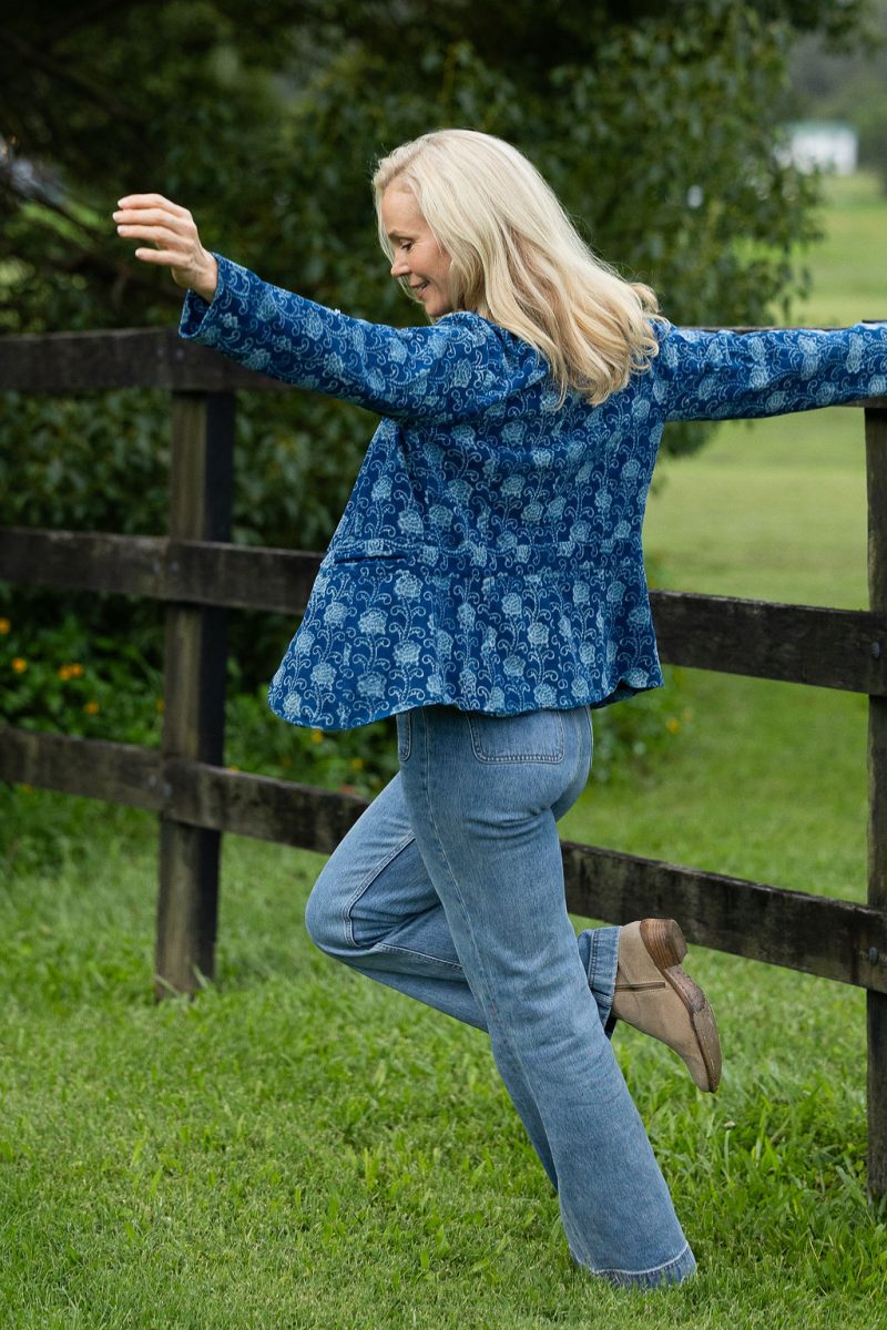 Womens, Tilbra Jacket, long sleeve, 100% cotton corduroy, hand block print. In natural Indigo Lila